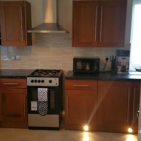 Elegant And Spacious 2 Bedroom 바넷 외부 사진