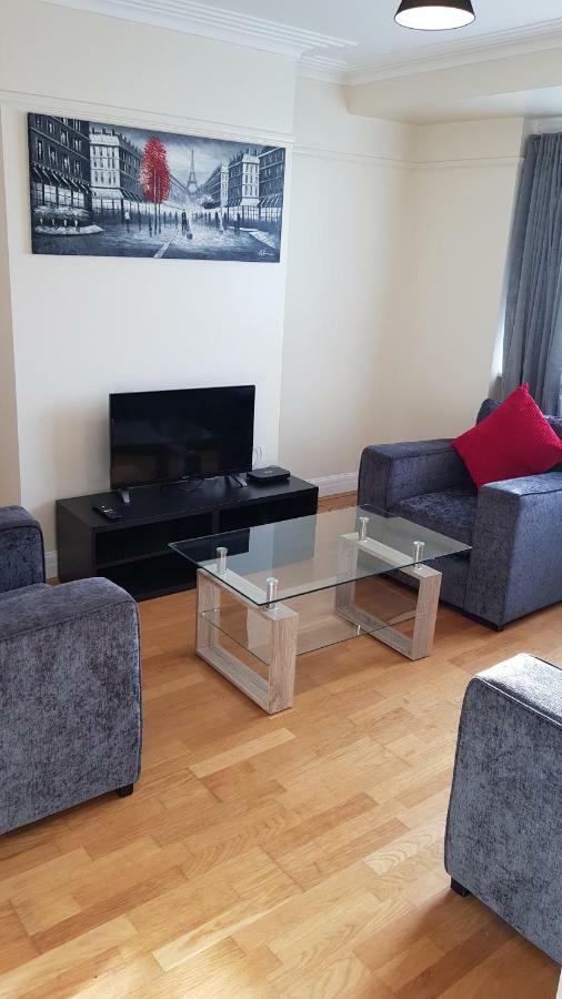 Elegant And Spacious 2 Bedroom 바넷 외부 사진