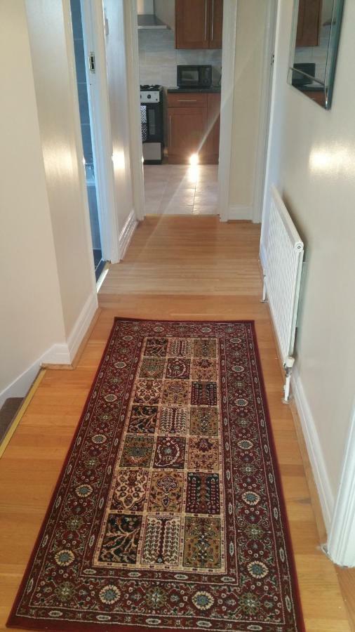Elegant And Spacious 2 Bedroom 바넷 외부 사진