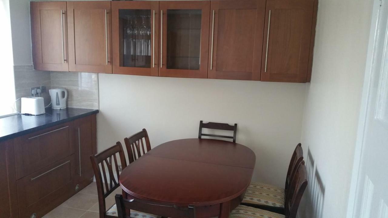Elegant And Spacious 2 Bedroom 바넷 외부 사진