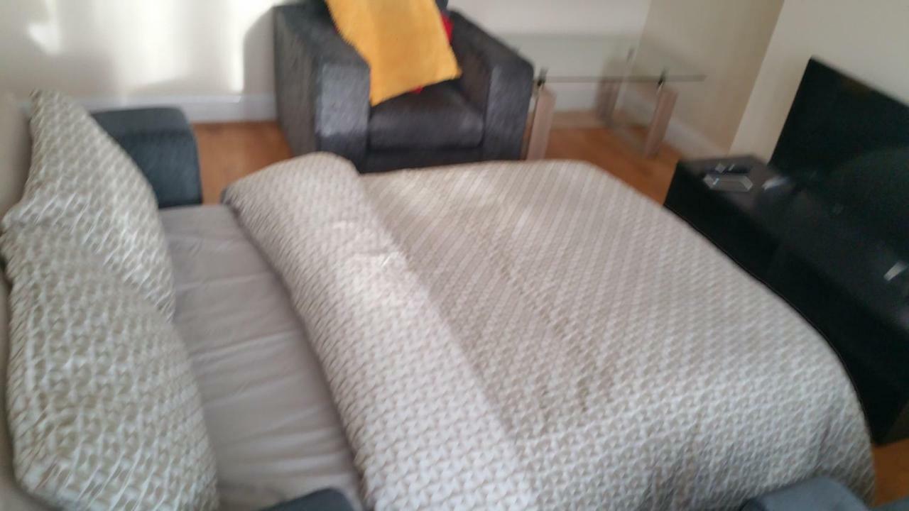 Elegant And Spacious 2 Bedroom 바넷 외부 사진